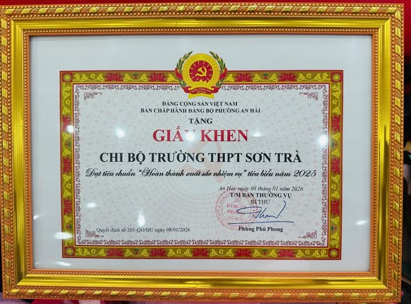 CHI BỘ TRƯỜNG THPT SƠN TRÀ TỔ CHỨC HỘI NGHỊ TỔNG KẾT CÔNG TÁC XÂY DỰNG ĐẢNG NĂM 2025 VÀ TRIỂN KHAI PHƯƠNG HƯỚNG, NHIỆM VỤ NĂM 2026.
